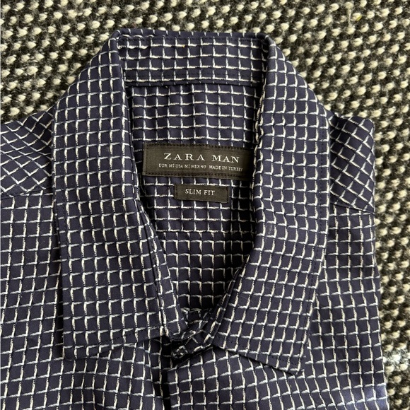 Zara Dark Blue Grid Pattern Shirt - Picture 2 of 3